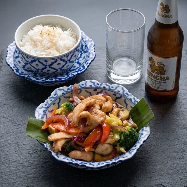 Pad Med Ma Muang en restaurante tailandés Ruzafa