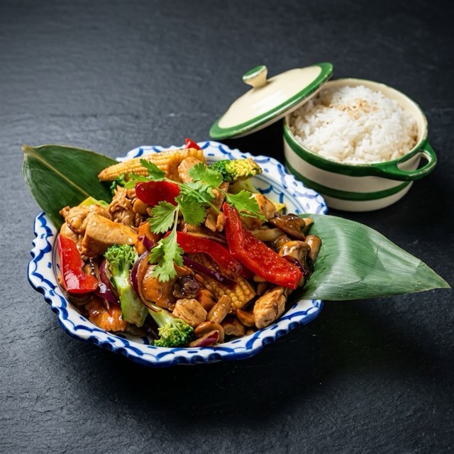 Pad Med Ma Muang en restaurante tailandés Chamberí